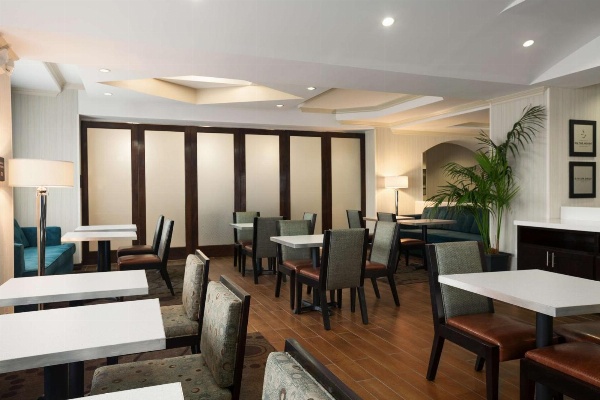 Hampton Inn By Hilton Los Angeles Intl Airport/Hawthorne image 4